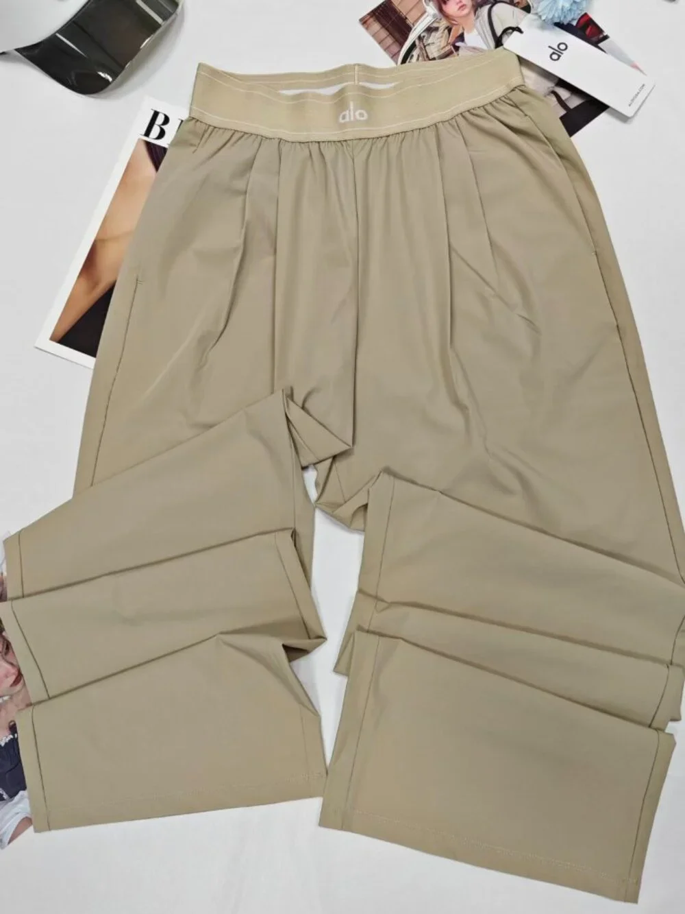 NWT 💟ALO Suit Up Trouser Gravel Color Wide Leg Pants（Regular）